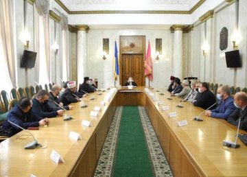 Татьяна Егорова-Луценко призвала религиозные организации области ограничить проведение массовых мероприятий Татьяна Егорова-Луценко призвала религиозные организации области ограничить проведение массовых мероприятий