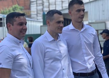 Алексей Кучер обсудил проблемные вопросы Сахновщинского района с местными жителями