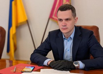 Алексей Кучер инициировал выделение дополнительных средств из областного бюджета на выплаты медикам