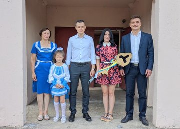 Девушка-сирота из Кегичевки получила жилье по государственной программе