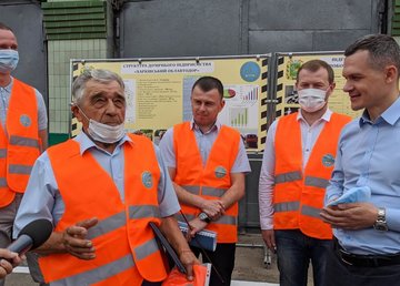 Алексей Кучер посетил крупнейший облавтодор в Украине