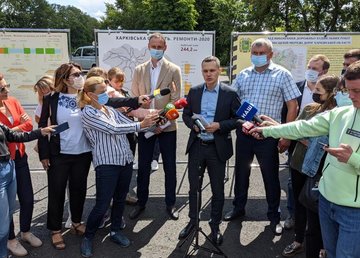 Рассчитываем привлечь дополнительные средства на ремонт дорог. Сделали заявку на 2 млрд грн. Алексей Кучер