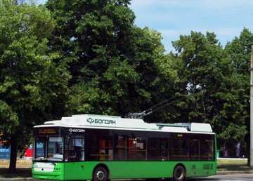 Троллейбус №19 не будет ходить четыре дня Троллейбус №19 не будет ходить четыре дня