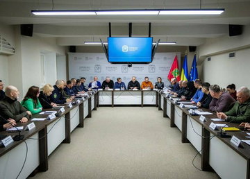 У Харківській ОВА обговорили заходи безпеки та підготовку до ліквідації можливих наслідків негоди у регіоні