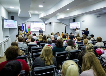 У Харківській ОВА привітали працівників Держаудитслужби області з професійним святом