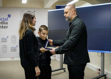 У Харківській ОВА родинам полеглих працівників поліції вручили відзнаки Президента України