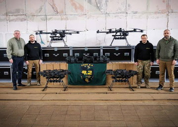 У межах програми «Харківські крила» передали на фронт чергову масштабну партію дронів – Олег Синєгубов У межах програми «Харківські крила» передали на фронт чергову масштабну партію дронів – Олег Синєгубов