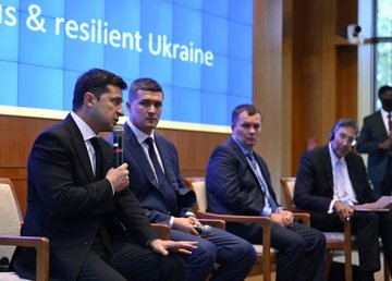 У нас есть четкое видение, какой должна стать страна через пять-десять лет. Владимир Зеленский