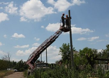 У селі Велика Комишуваха відновили електропостачання