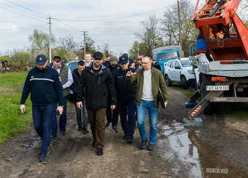 У трьох деокупованих селах Чугуївщини завершують відновлення електромереж, що були майже знищені