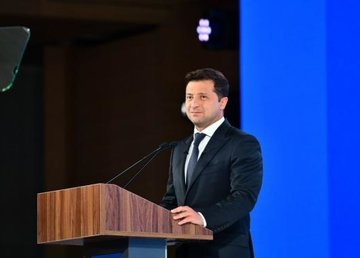 Украина будет развивать двусторонние отношения со многими странами и регионами мира. Владимир Зеленский Украина будет развивать двусторонние отношения со многими странами и регионами мира. Владимир Зеленский