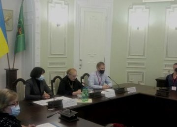 Украинские громады перенимают харьковский опыт противодействия домашнему насилию Украинские громады перенимают харьковский опыт противодействия домашнему насилию