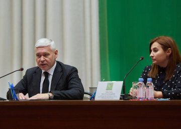 В администрации Холодногорского района представили нового руководителя В администрации Холодногорского района представили нового руководителя