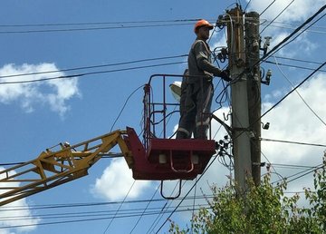 В части Харькова после обстрела возобновили электроснабжение