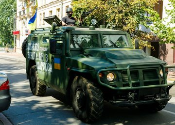 В День города полицейские выехали на патрулирование на трофейном «Тигре» В День города полицейские выехали на патрулирование на трофейном «Тигре»