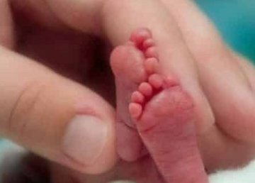 В детской городской больнице выхаживают недоношенных младенцев