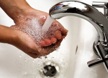 В Харькове оперативно восстанавливают подачу воды В Харькове оперативно восстанавливают подачу воды