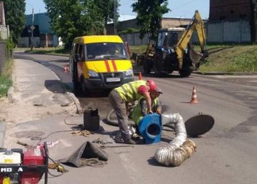 В Харькове оперативно возобновляют подачу воды  В Харькове оперативно возобновляют подачу воды