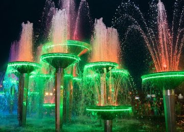В Харькове открыли Олимпийский фонтан В Харькове открыли Олимпийский фонтан