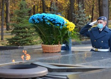 В Харькове отмечают День освобождения Украины В Харькове отмечают День освобождения Украины