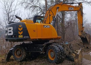 В Харькове перекладывают и ремонтируют водоводы