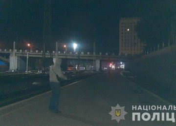 В Харькове полицейские оперативно задержали злоумышленника, который ограбил мужчину на Южном вокзале