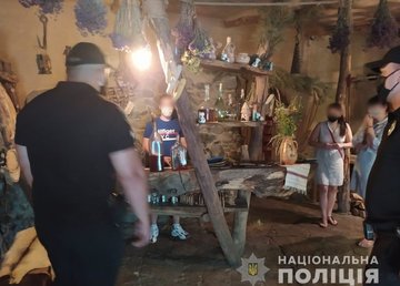 В Харькове полицейские провели рейды с целью проверки соблюдения развлекательными заведениями карантинных ограничений и запретов