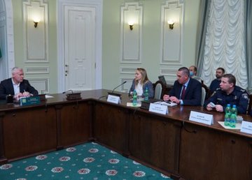 В Харькове презентовали проект по профилактике зависимостей у школьников В Харькове презентовали проект по профилактике зависимостей у школьников