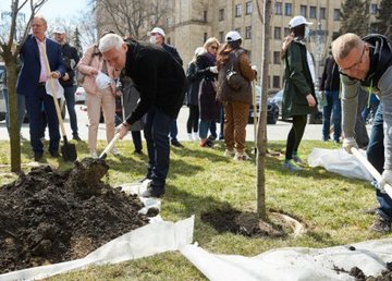 В Харькове присоединились к глобальной экологической акции В Харькове присоединились к глобальной экологической акции