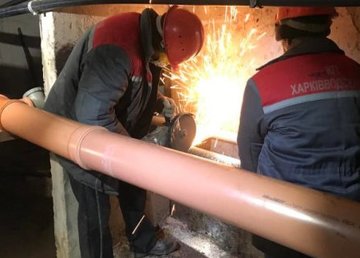 В Харькове продолжают капитально восстанавливать внутридомовые коммуникации В Харькове продолжают капитально восстанавливать внутридомовые коммуникации