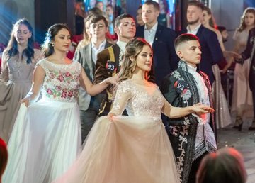 В Харькове прошел традиционный студенческий бал