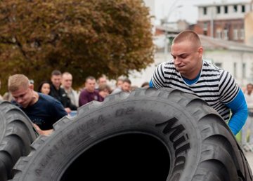 В Харькове прошел турнир «Студенческий богатырь»