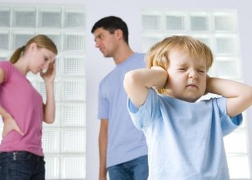 В Харькове участились случаи лишения родительских прав в семьях с достатком 