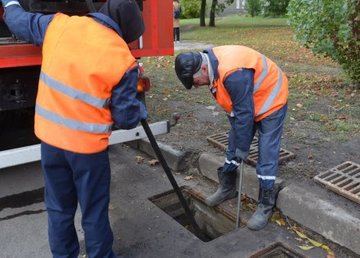 В Харькове улучшают систему ливневой канализации В Харькове улучшают систему ливневой канализации
