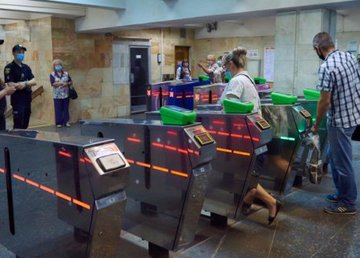 В Харькове усилили контроль за соблюдением масочного режима В Харькове усилили контроль за соблюдением масочного режима