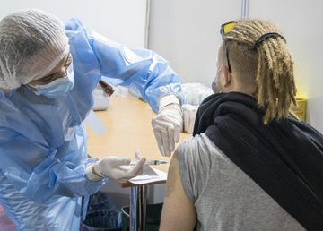 В Харькове вакцинировалось более 35% горожан В Харькове вакцинировалось более 35% горожан