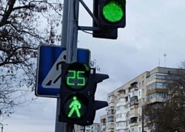 В Харькове возобновляют работу некоторые светофоры 