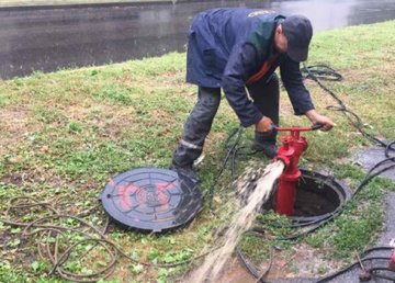 В Харькове за месяц заменили десятки пожарных гидрантов  В Харькове за месяц заменили десятки пожарных гидрантов