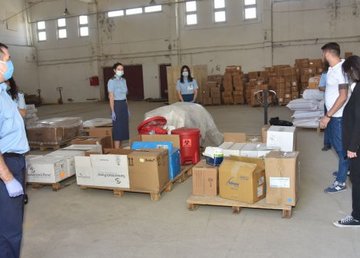 В харьковские больницы передали гуманитарную помощь для борьбы с коронавирусом В харьковские больницы передали гуманитарную помощь для борьбы с коронавирусом