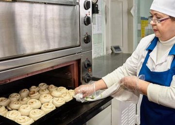 В харьковских школах ремонтируют пищеблоки и обеденные залы