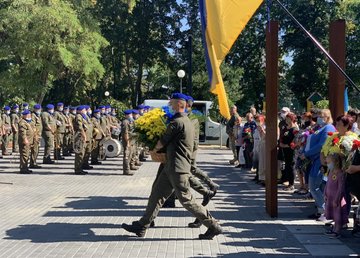 В Харьковской области почтили память защитников Украины В Харьковской области почтили память защитников Украины