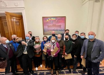 В Харьковской ОГА состоялась встреча по случаю годовщины освобождения здания облгосадминистрации