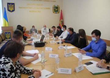 В ХОГА обсудили актуальные вопросы состояния и перспектив развития легкой промышленности Харьковщины В ХОГА обсудили актуальные вопросы состояния и перспектив развития легкой промышленности Харьковщины