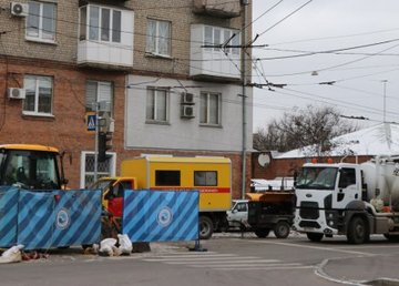 В Холодногорском районе восстанавливают коллектор В Холодногорском районе восстанавливают коллектор