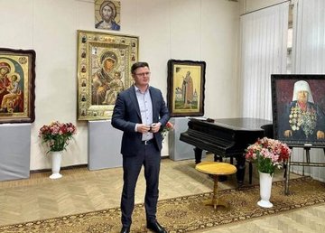 В Художественном музее открылась выставка церковного искусства «Подих серця до Творця» В Художественном музее открылась выставка церковного искусства «Подих серця до Творця»