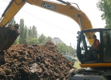 В Индустриальном районе ремонтируют водоводы В Индустриальном районе ремонтируют водоводы