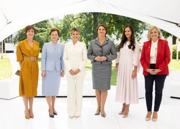 В Киеве первые леди из разных стран основали международную платформу для решения гуманитарных проблем