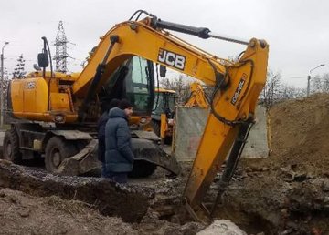 В Киевском районе ликвидировали сложную аварию на водоводе В Киевском районе ликвидировали сложную аварию на водоводе