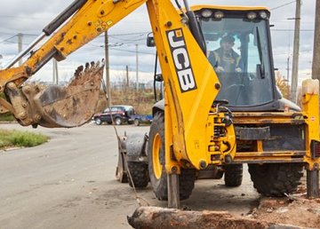 В Киевском районе меняют сети холодного водоснабжения