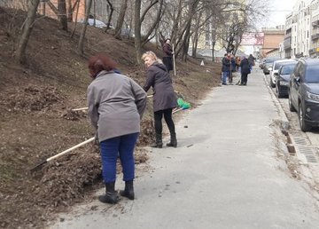 В Киевском районе прошла акция по благоустройству территории В Киевском районе прошла акция по благоустройству территории